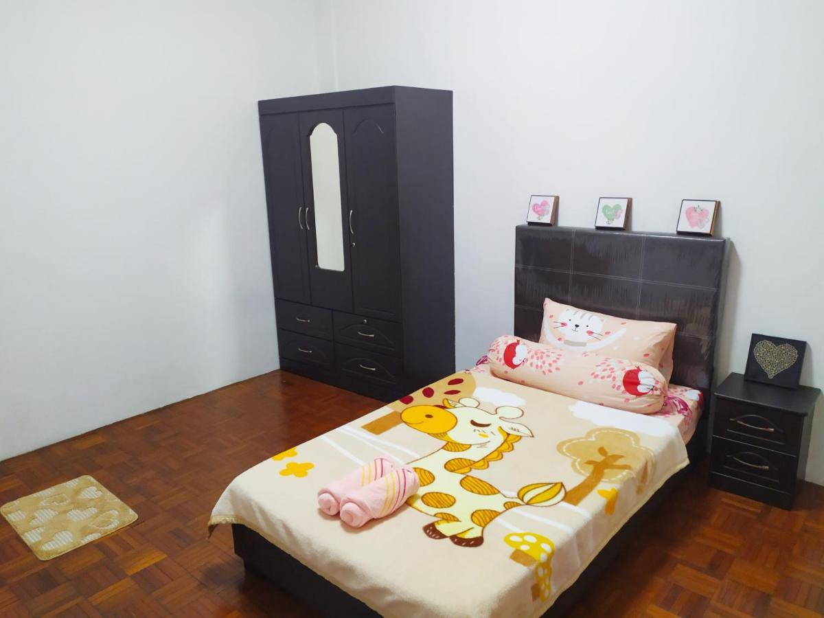 Victoria Homestay Sibu - Next To Shopping Complex & Large Car Park Area With Autogate Zewnętrze zdjęcie